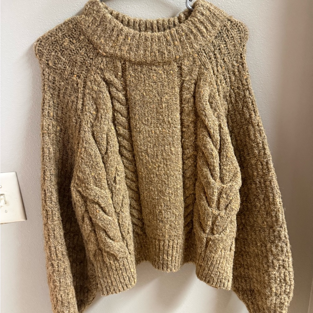 Cozy Cable Knit Sweater - Brown